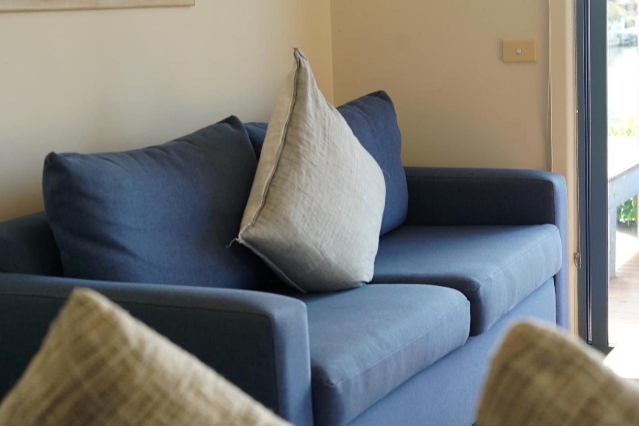 Captains Cove Resort - Waterfront Apartments Paynesville Kültér fotó